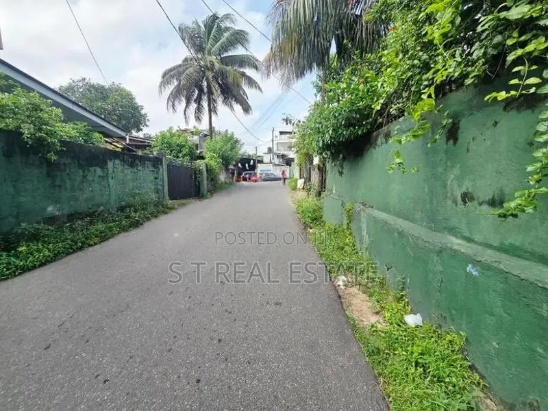 8.50P Residential Land for Sale in Nawinna