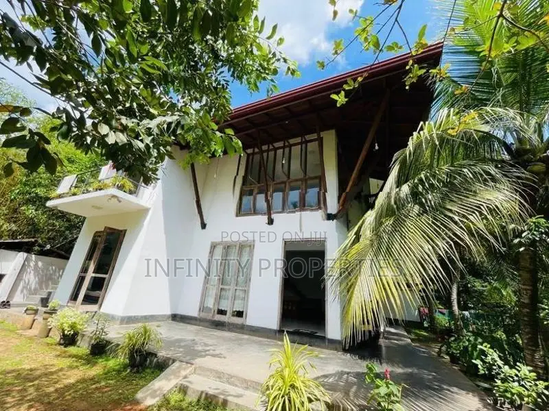 (AFA363) A two-storey house for sale in Wadduwa