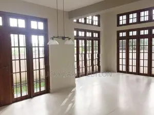 Bellanwila Sale Beautiful 3Story House With Quality Finishes (Ref S150
