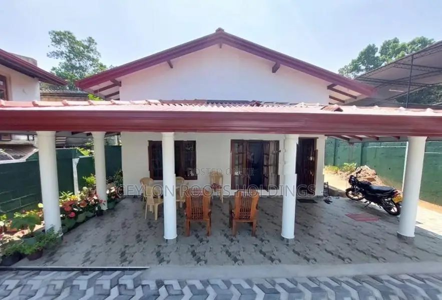 Newly Renovate House for Sale in Wickramasingha Pura, Battaramulla
