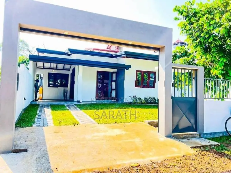 Well Build Brand New House In Malabe