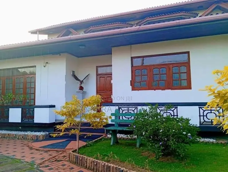 Facing Main Road / 17.5 Perches Two Storied House in Walpola