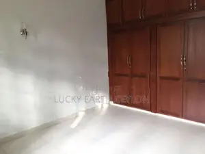 Bellanwila Sale Beautiful 3Story House With Quality Finishes (Ref S150