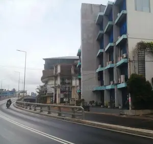 Kohuwala : 17,000sf (22.5 Perch ) Building For Sale with 1.2Mn Tennent