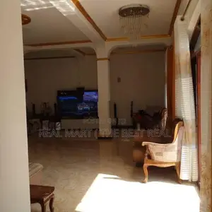 Boralesgamuwa : 5BR (20P) Two Storey, House for Sale in Rattanapitiya