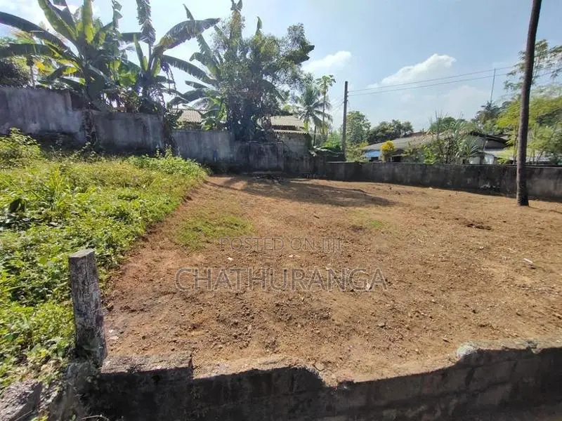 Land For Sale In Kadawatha, Ragama Bus Road