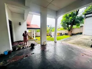Single Storied House With Large Land For Sale