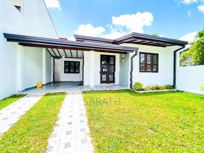 Beautiful Brand New house Sale Athurugiriya