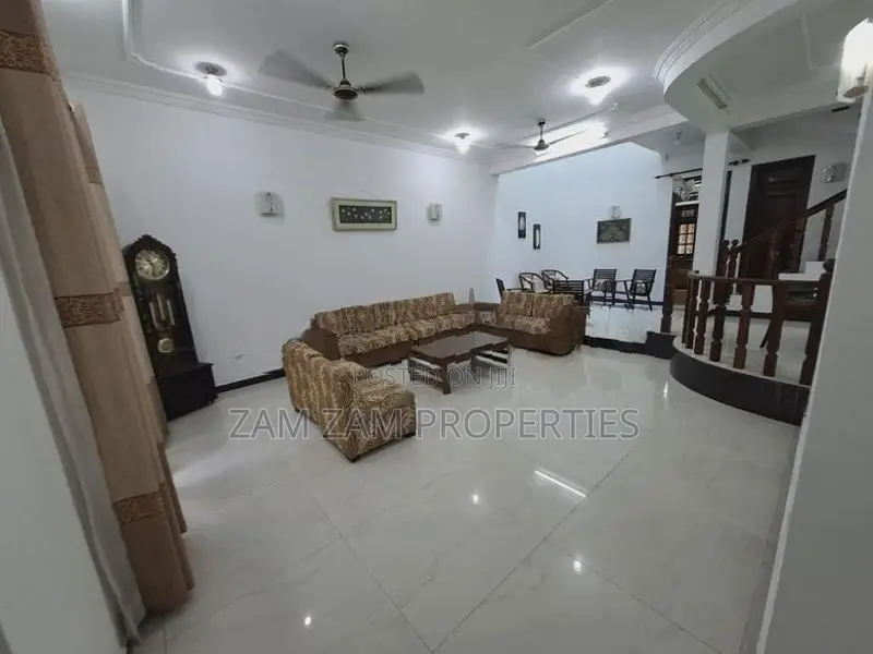 Three Story Luxury House For Sale in Dehiwala