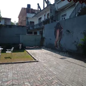 Boralesgamuwa : 5BR (20P) Two Storey, House for Sale in Rattanapitiya