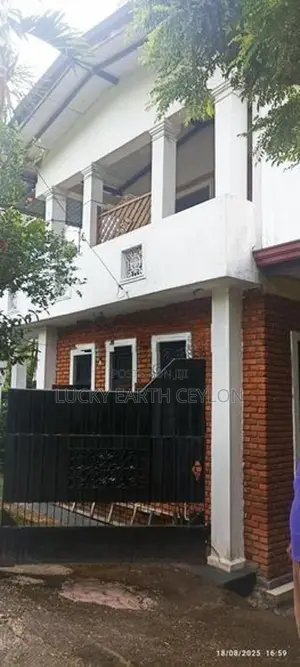 Sale Pannipitiya 2 Story House Solidly Built with 9"Brick Walls (S129)