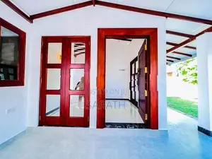 Strong Structure Brand New House Sale Athurugiriya