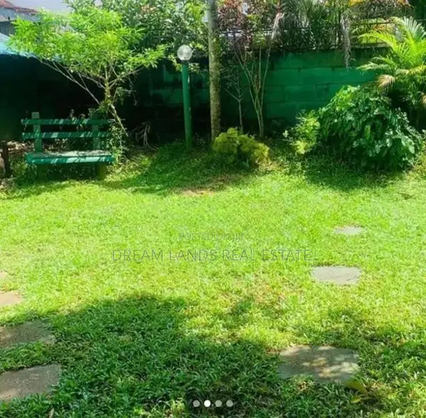 Dehiwala Nadimala 2 Story House for Sale ( RS - 389)