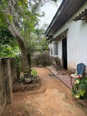 Super Land for Sale Thalahena Ds1025