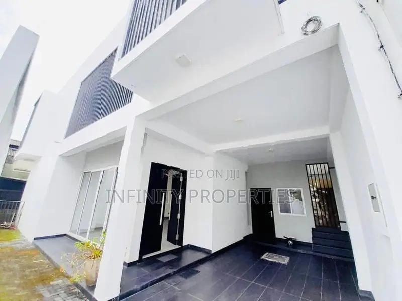 (AFA367) 03 Story House With 11.1P Sale At Madiwela Ebuldeneya Nugegod