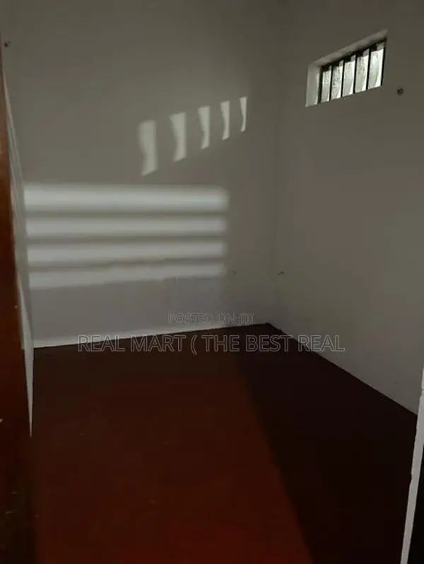 Wellampitiya : 4BR (5.5P) House for Sale at Sedawatta