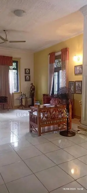 Sale Pannipitiya 2 Story House Solidly Built with 9"Brick Walls (S129)