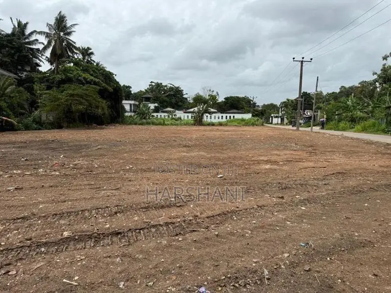 40P Residential Land Just Next to Talawathugoda Junction