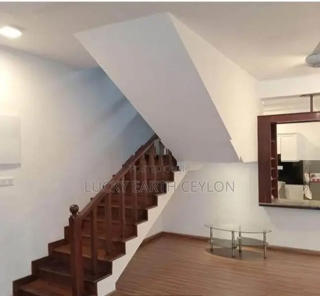 Sale, Nugegoda, Luxury 2 Story House, Unfurnished (ZMS3001)