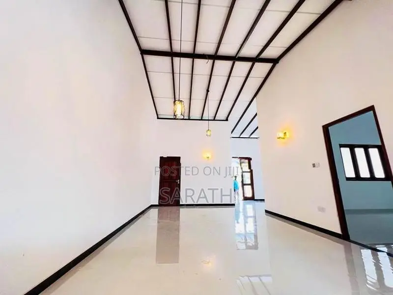 Full Fill Brand New House Sale Athurugiriya