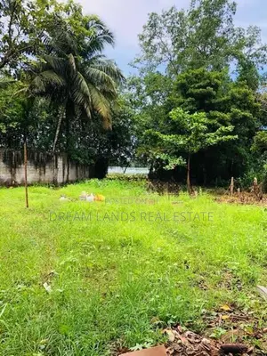 Suwarapola Bolgoda River Side 23 per Land For Sale in (sm3131)
