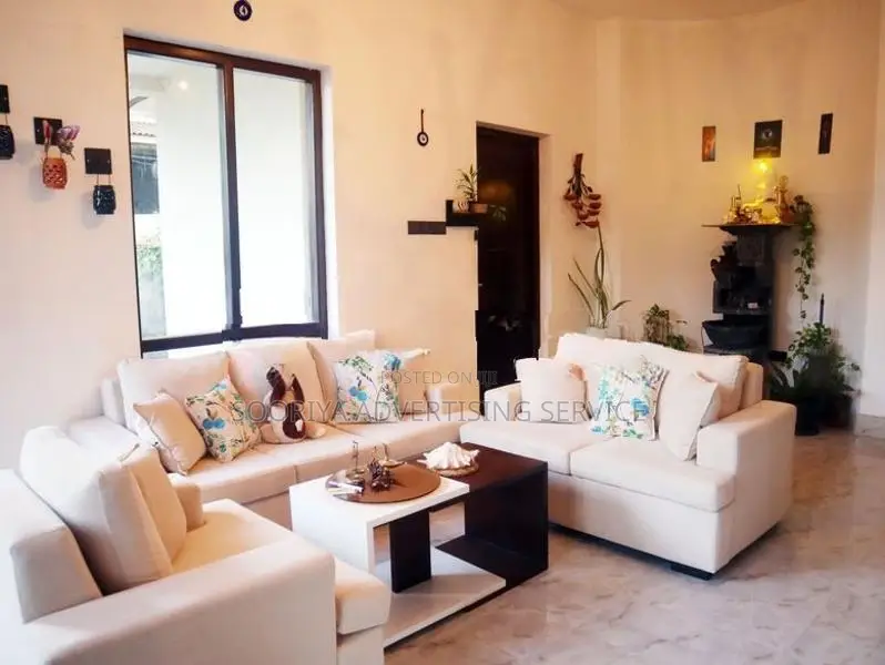 Modern Luxury House for Sale in Hokandara