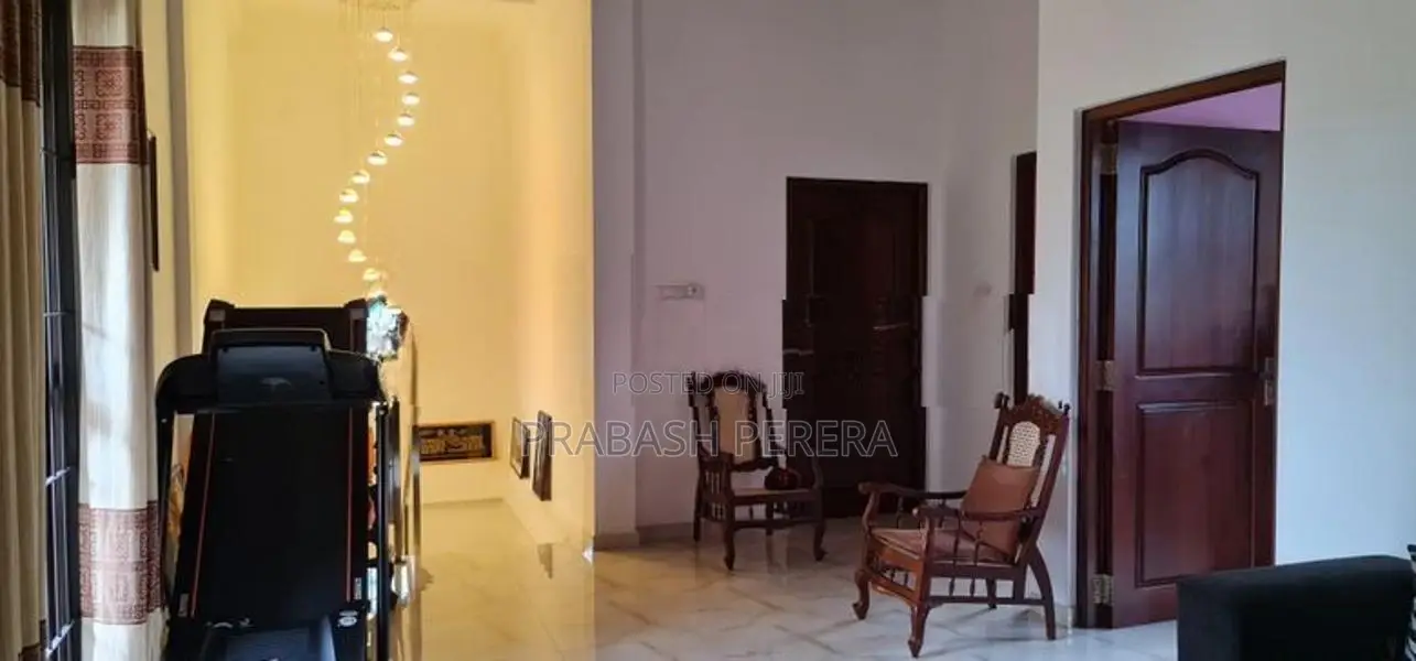 4 Bed 3 Bathrooms House for Sale in Maharagama