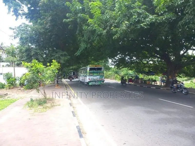 (AFA488) 38 P Commercial Land Sale at Battramulla