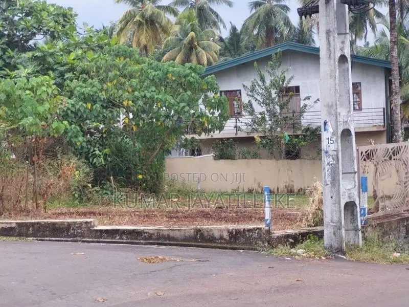 Malabe - Off Chandrika Kumaratunga Mawatha Prime Land for Sale