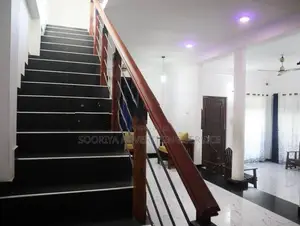 Rathmalana House with Annex & Rental Income