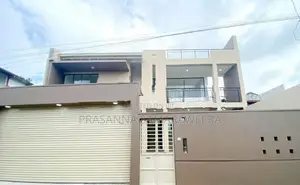 Brand New solid Modern 2 Story House-piliyandala by pass rd