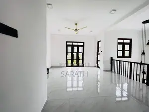 Ultra Modern Brand New House In Athurugiriya