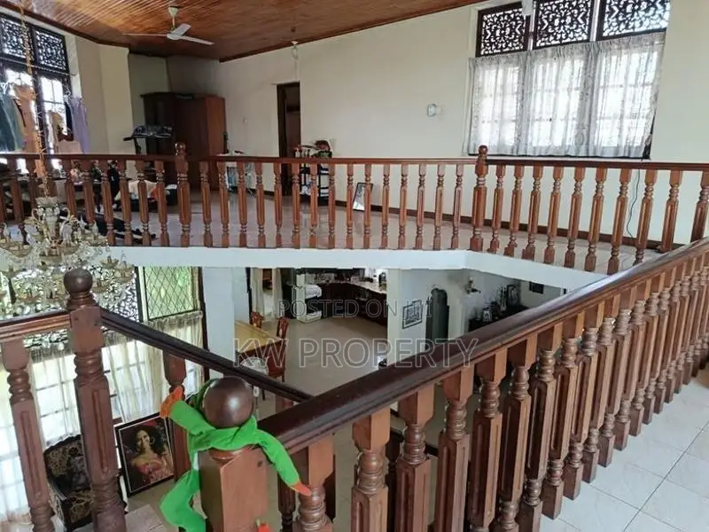 Two story house for sale in ratmalana
