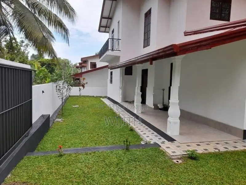 නිවසක් විකිනිමට කහතුඩුව