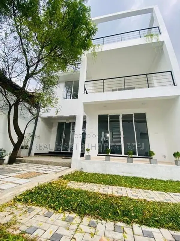 Kohuwala : Brand new 4BR (11.47P) House for Sale at Dutugemunu Street