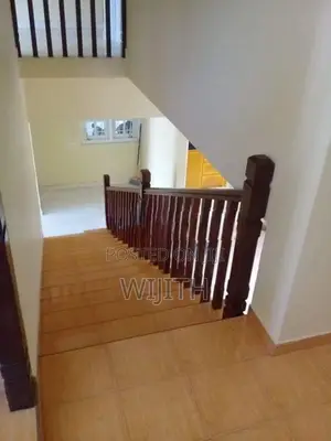 දෙමහල් නිවසක් විකිනිමට හොමගම