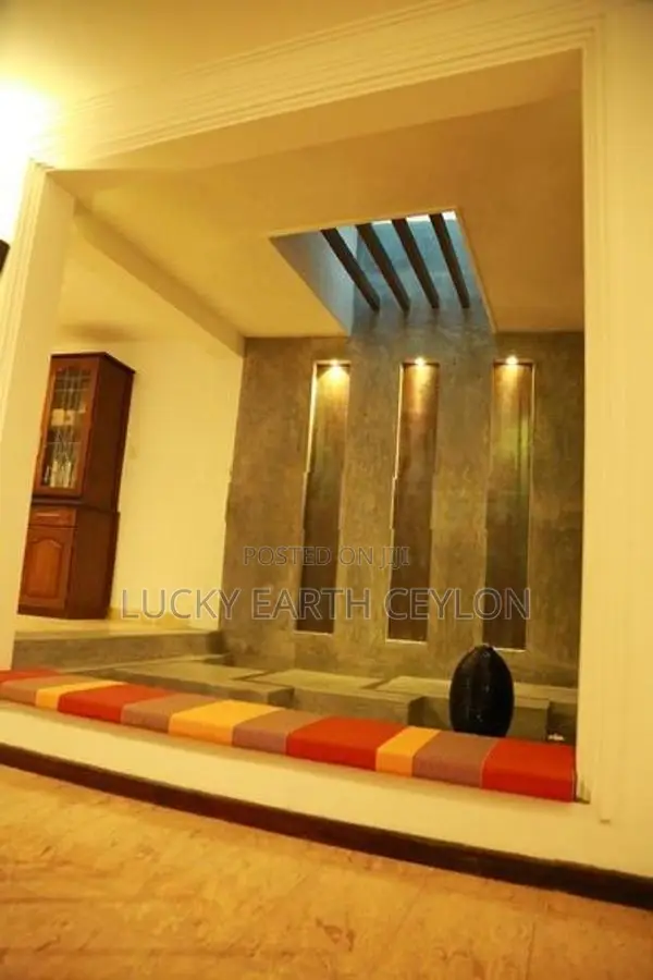 Sale Thalawathugoda Furnished House Wth Large Garden 2Storey (NZMS3028