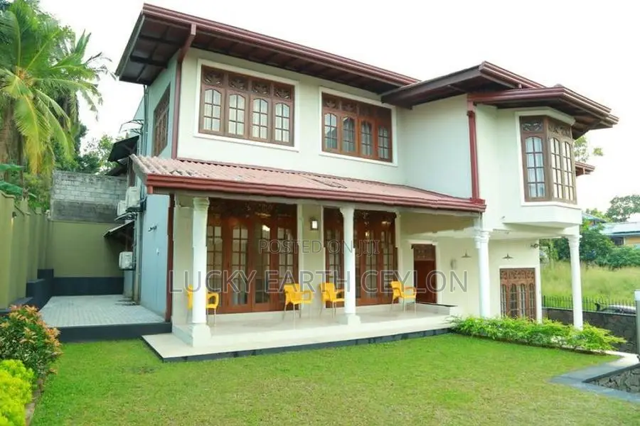 Sale Thalawathugoda Furnished House Wth Large Garden 2Storey (NZMS3028