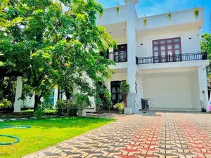 Katunayaka Near Bus Road Superir Luxury Modern House For Sale Negombo