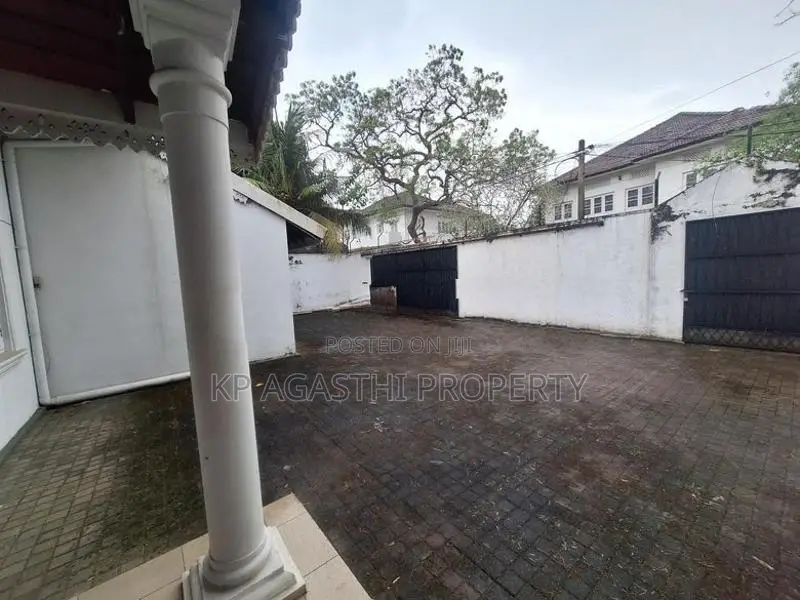 Land with House for Sale Colombo 7
