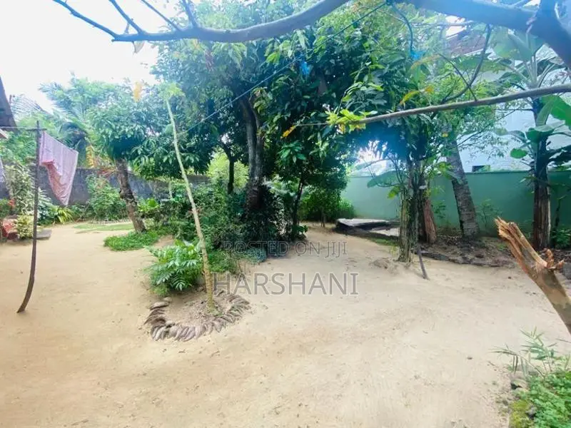 16P Land Close to Waragoda Road & Biyagama Road, Kelaniya