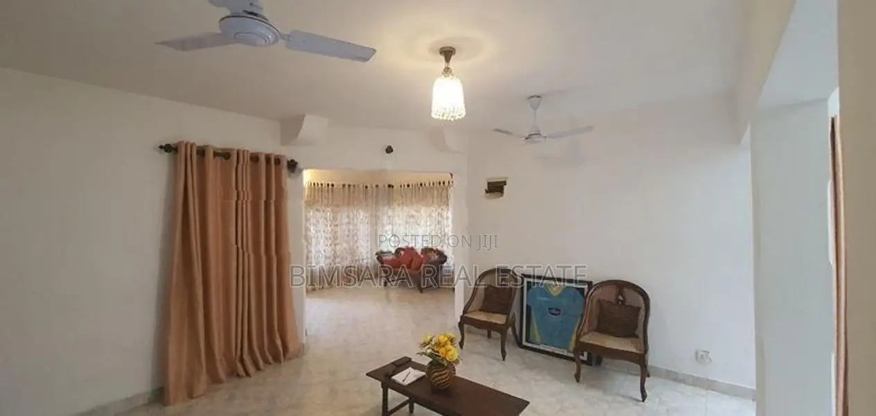 Spacious 3-Storey Semi-Modern 3 Unit House for Sale in Nawala | SH1516