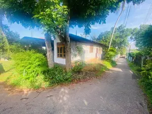 13P Land Walking Distance to Kaduwela - Colombo Main Road