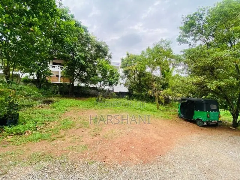 10P Superb Land Close to Thalahena Junction, & Malabe Town