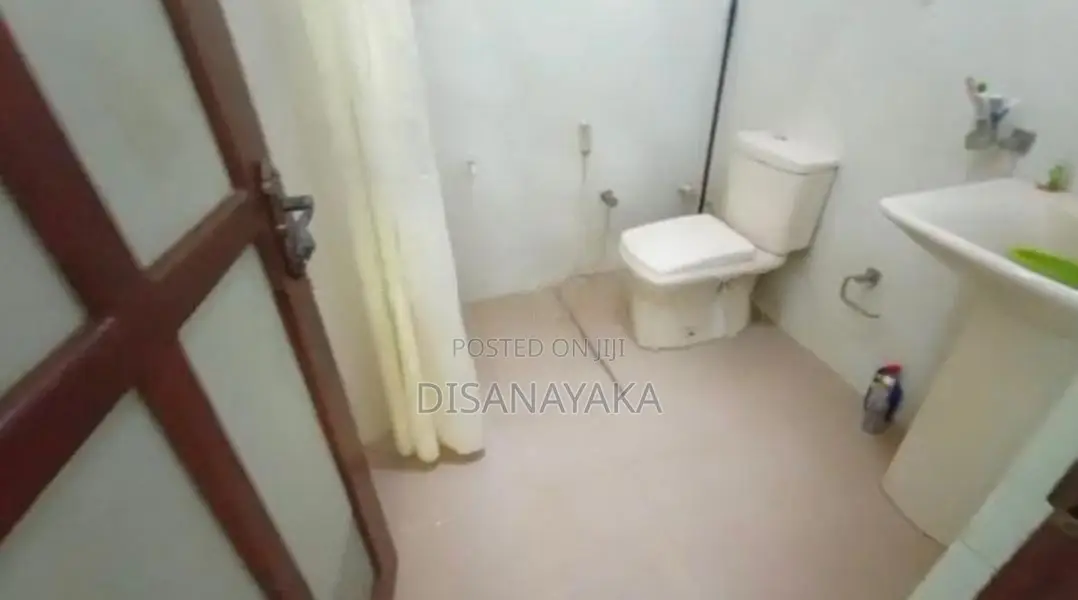 Two Storey House for Sale Thalawathugoda Ds1023