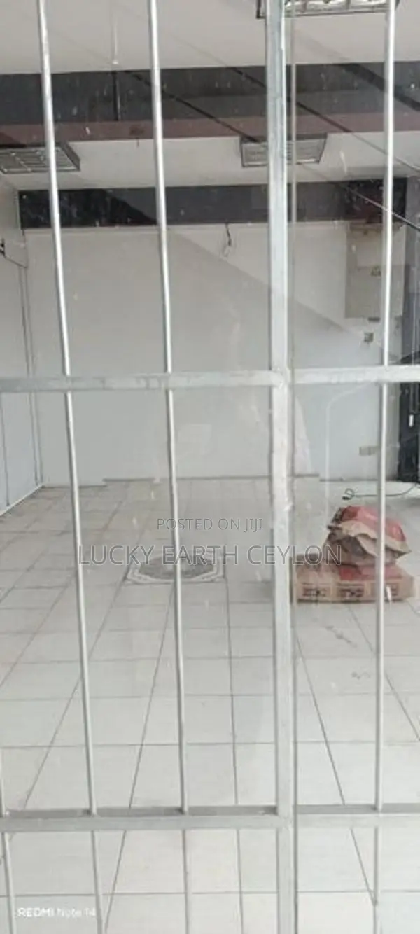 Nugegoda Unfurnished 4 Story Commercial Building For Rent (MG1203)