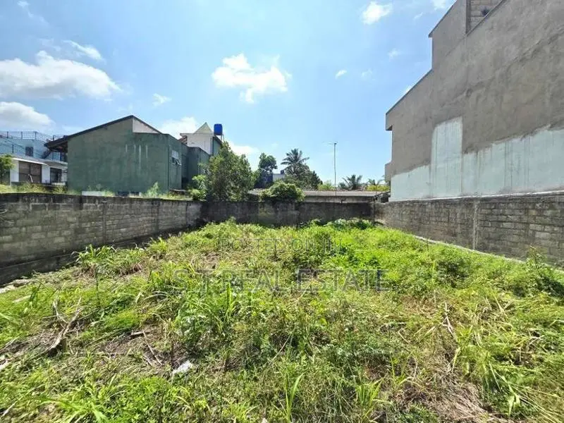 9P Bare Land For Sale In Boralesgamuwa