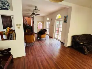 (NNI399) Luxury House With 18 P sale At Rajagiriya