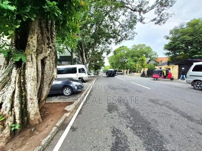 32P Bare Land For Sale In Colombo 07