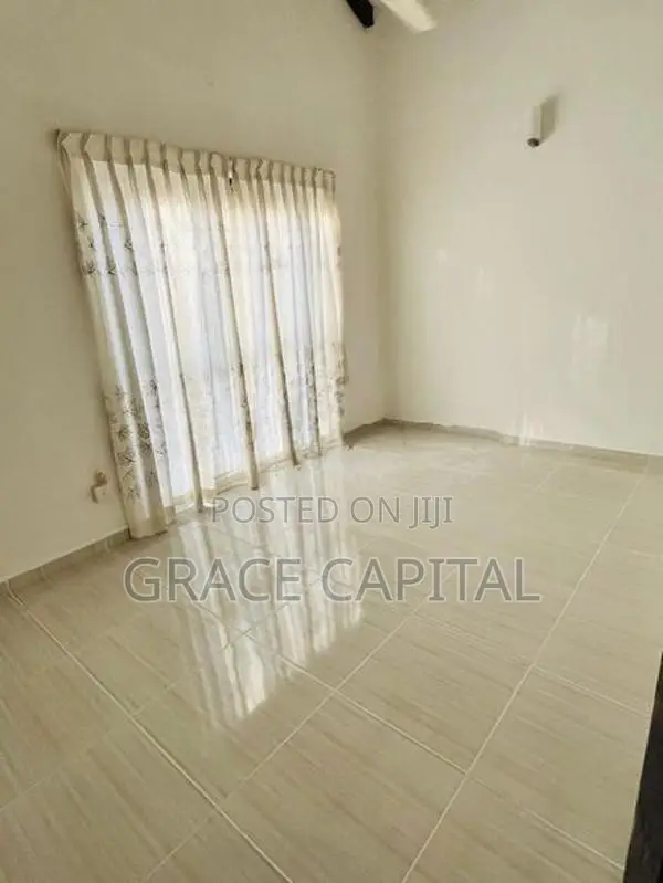 House for sale in gated community Jaela